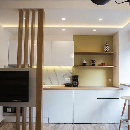 Violet #Colony_White_Tower Apartment Солун Екстериор снимка